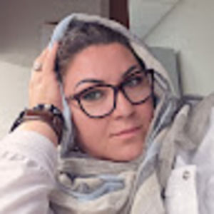 Meet your Posher, Adriana